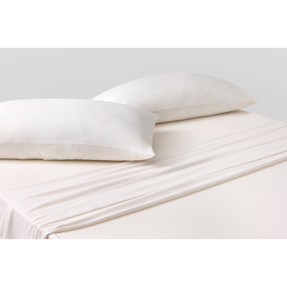 Close-up view of MLILY Soft Washed Sheet Set, white background, showing soft and comfortable materials.