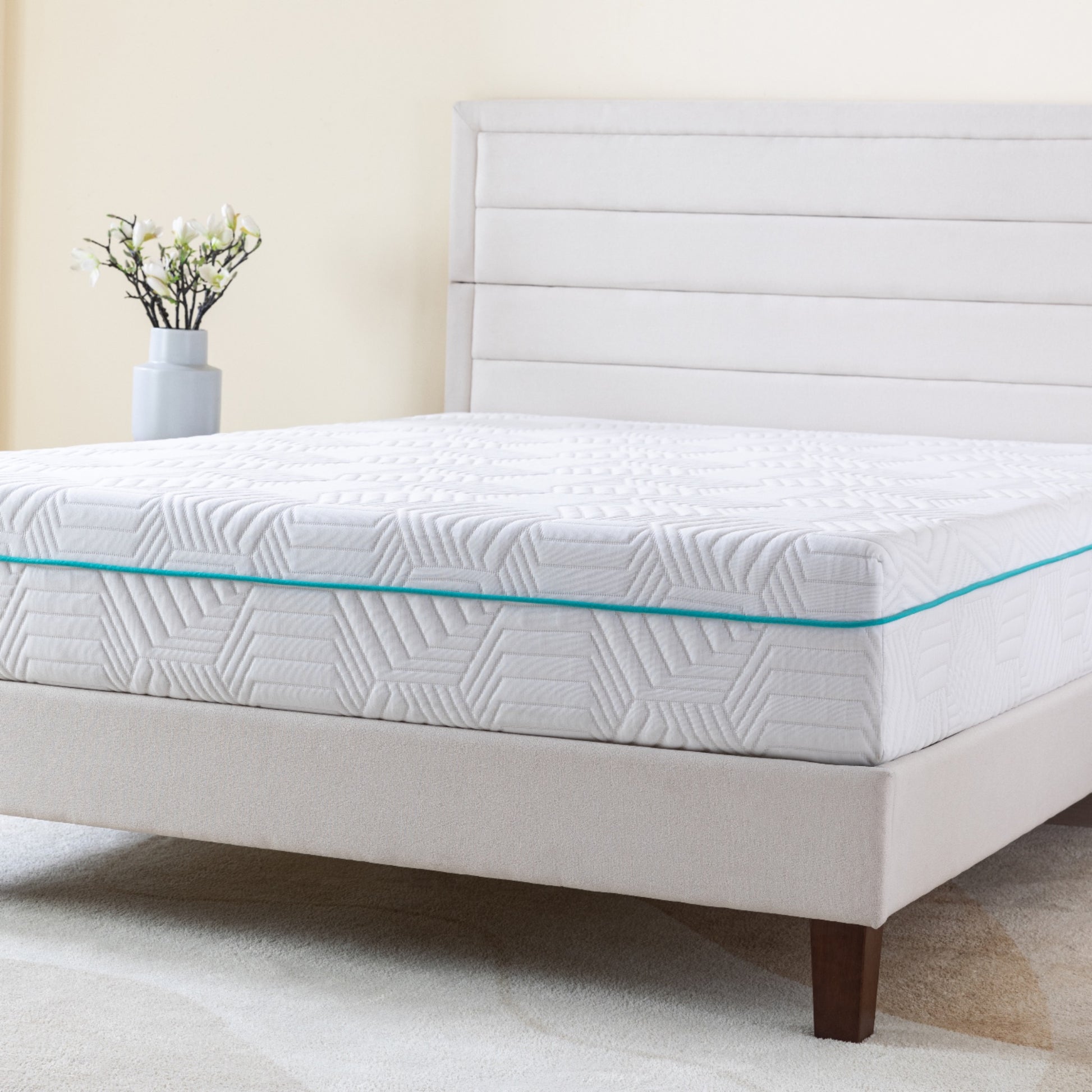 Doms 10 Medium Gel Memory Foam Mattress corner view zoomed in